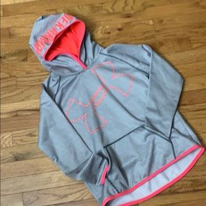 Under Armour sweatshirt